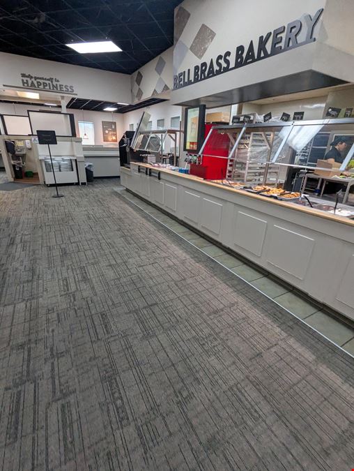 Former Golden Corral - Valley View Pkwy, Independence, MO - For Sale or Lease