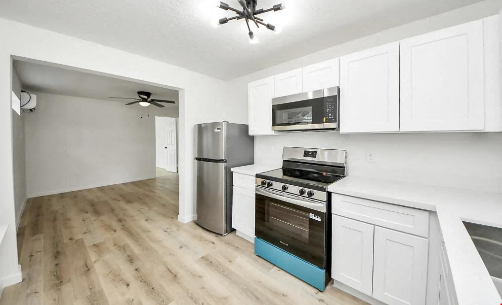 7301 Sherman St, Houston 77011