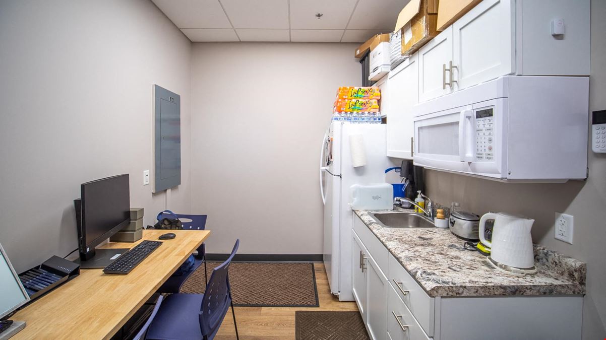 Prime Highway 52 Retail & Office Suite