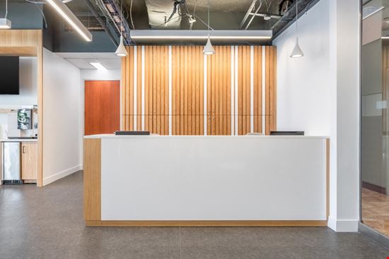 Regus - Eaton Centre