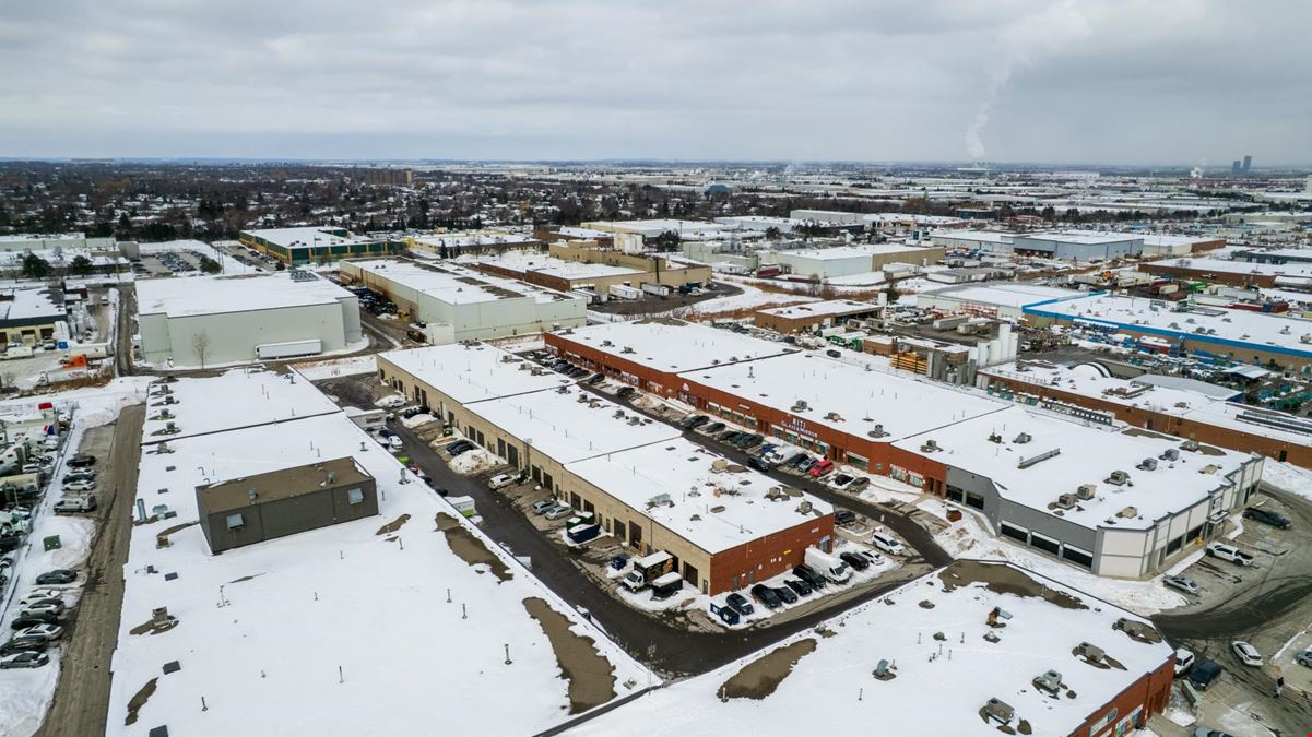 2080 Steeles Ave E, Brampton, ON L6T 5A5