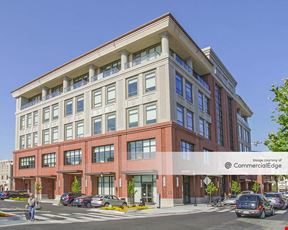 889 Winslow Street