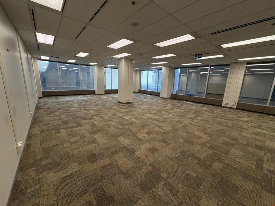 33 Bloor Street East