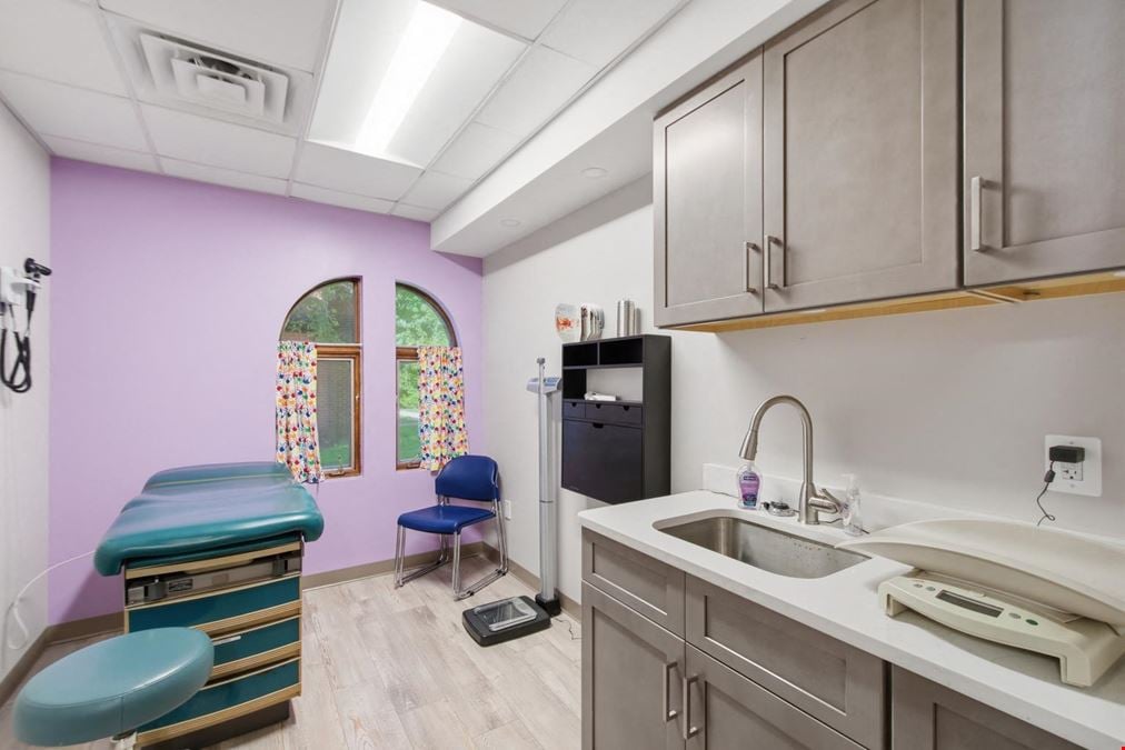 5873 Allentown Road – Suite 36