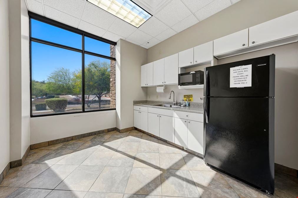 2,462SF - 5,478 SF of Premium Professional Office Space