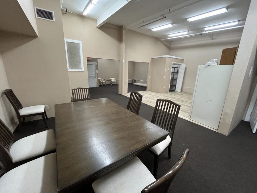 12155 Metro Parkway #4