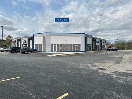 Preview of commercial space at 1000-1016 Sugarbush Dr.