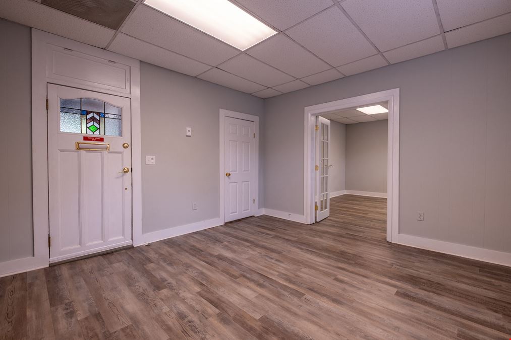 1150 Clifton