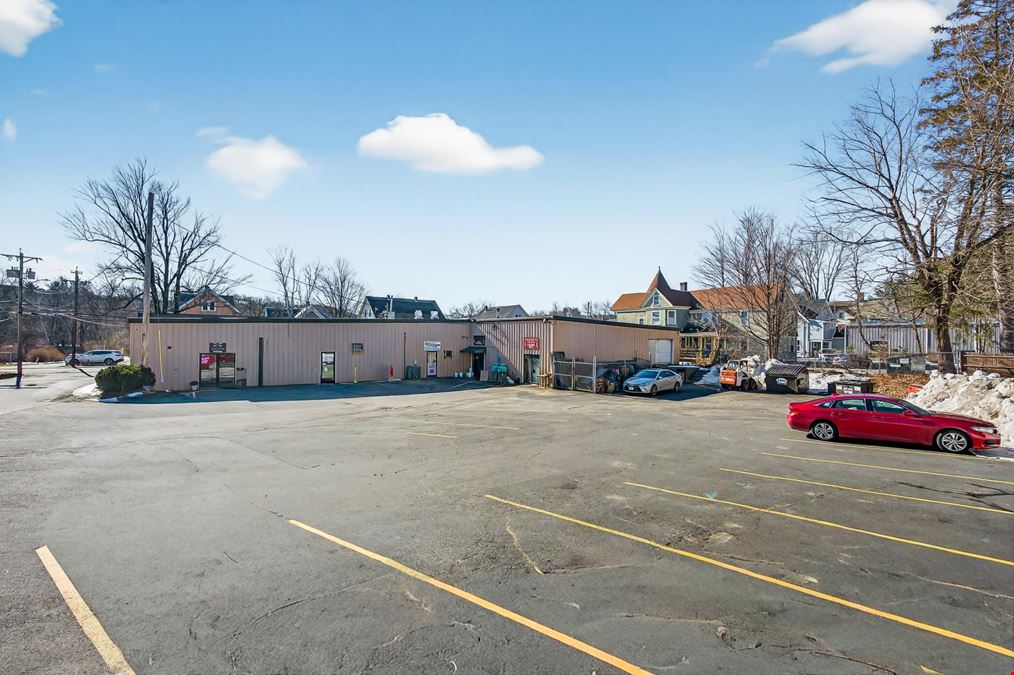 123 S Main St, Athol