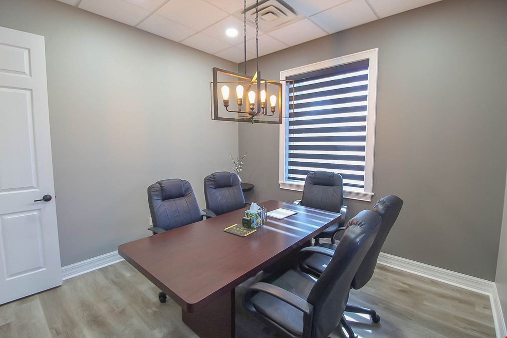 Murdock Professional Center Office Unit B2