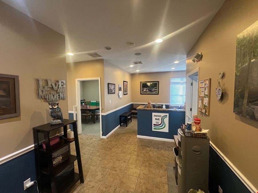 5720 Gateway Blvd, Suites 203 & 204