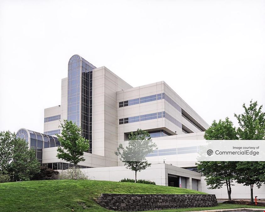 Overpeck Centre - 55 Challenger Road