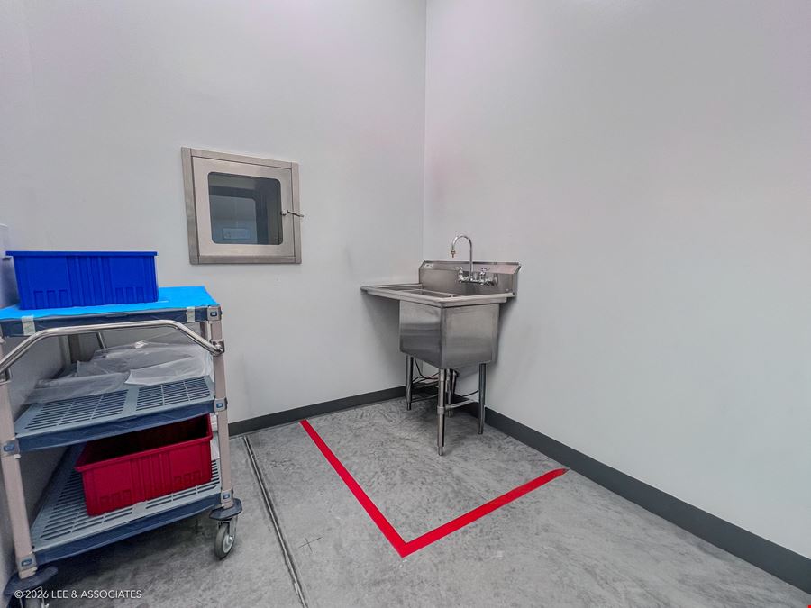 SFTC, Bldg D-200 - Class A Office/Lab/Flex Space for Lease at San Felasco Tech City
