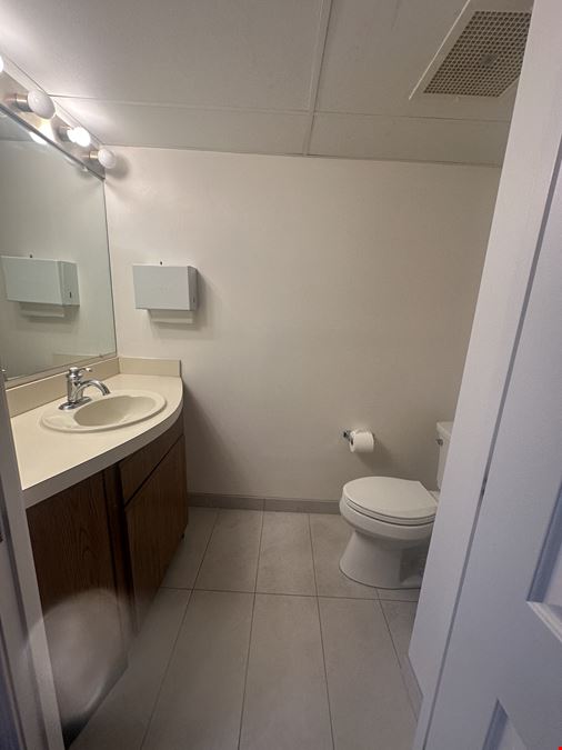 945 Russell Avenue Suite B - Office