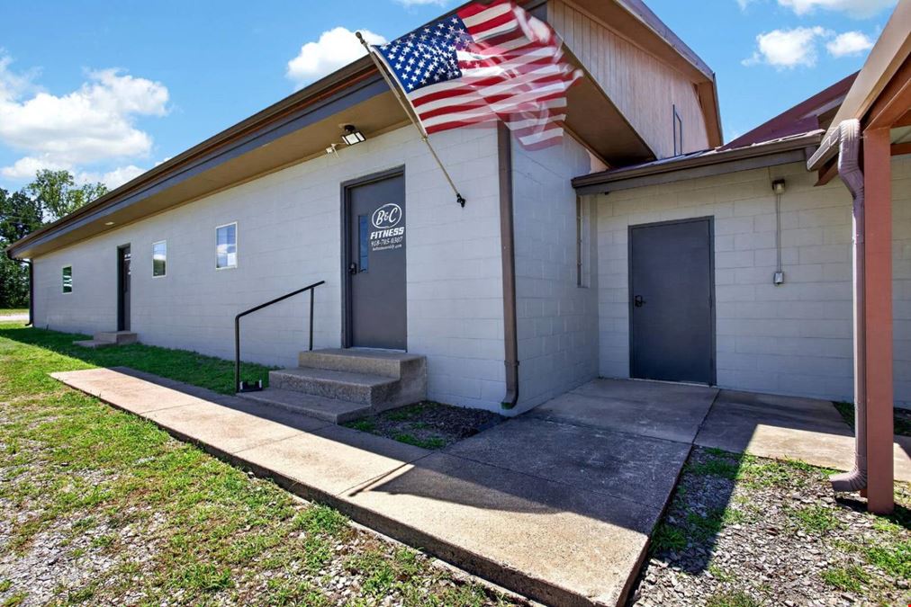 702 SE 3rd St.