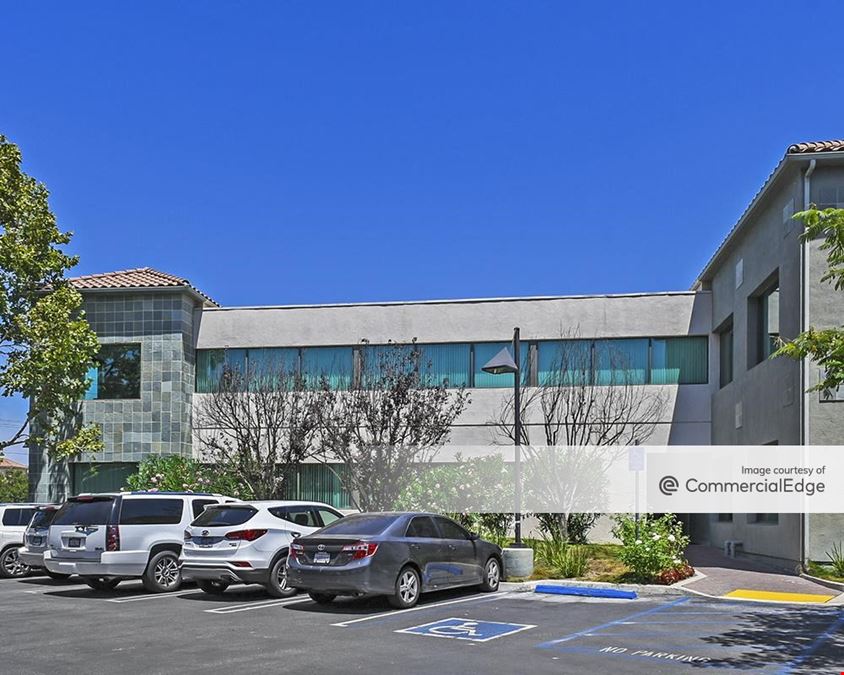 Agoura Gateway