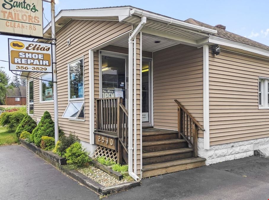 2590 Western Ave