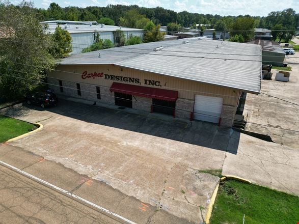 Preview of Industrial space for Rent at 4135 Northside Drive