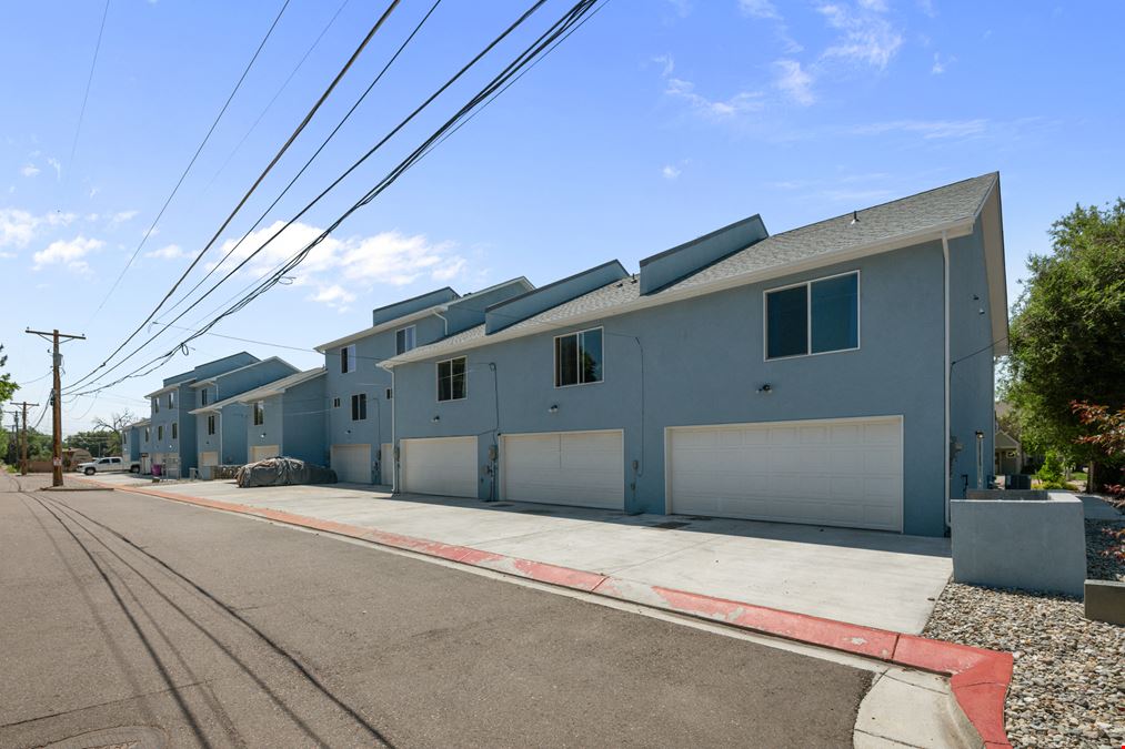 Fountain Village Townhomes