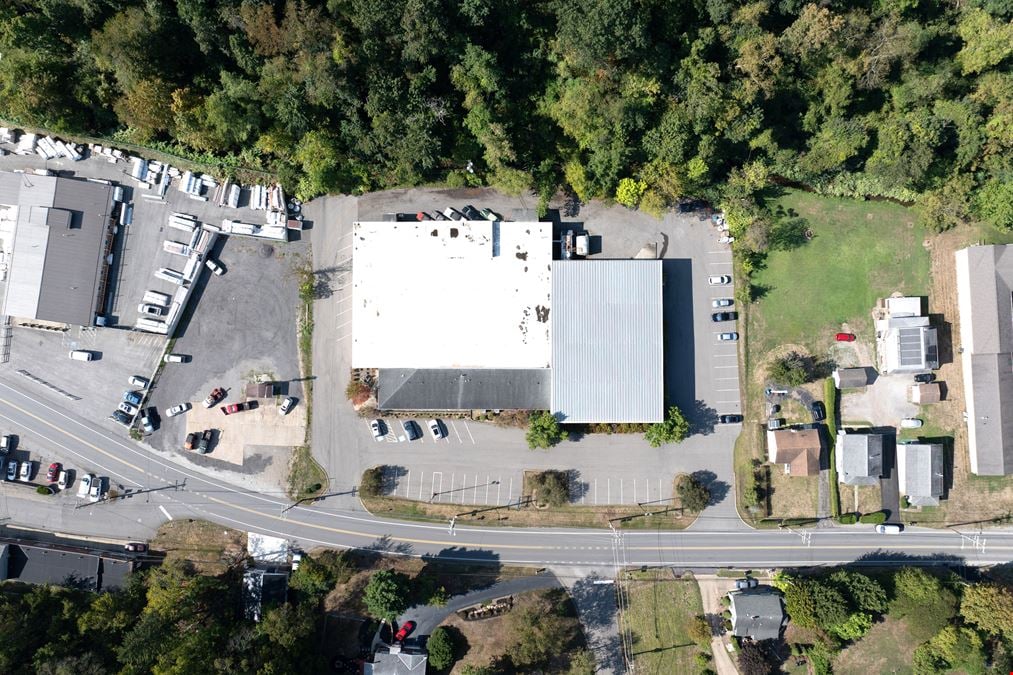 30,240 SF Industrial/Flex Building on 3.8 Acres