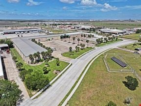 5655 Bear Ln | Bear Lane Plaza