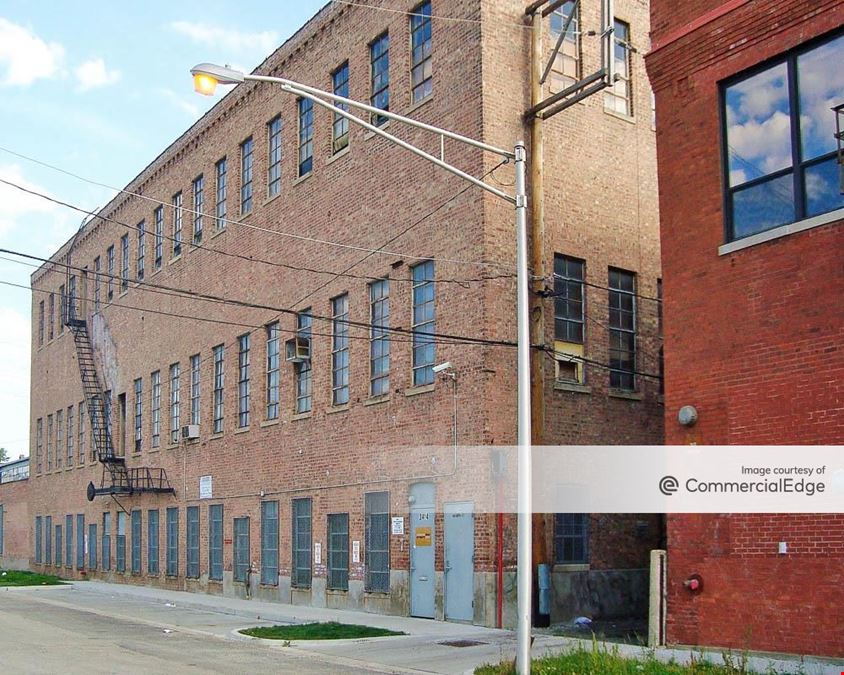 2415 West 19th Street