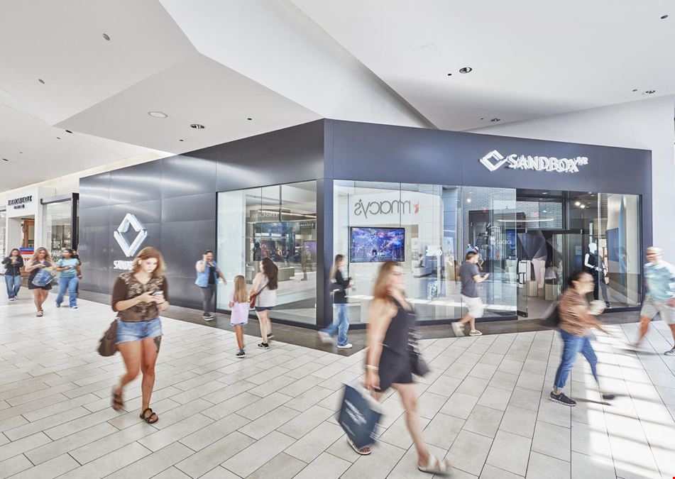 Los Cerritos Center