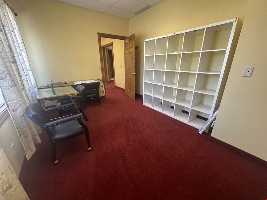 2259 Whipple Ave NW Canton, OH 44708