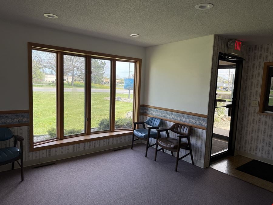 355 N Center Rd