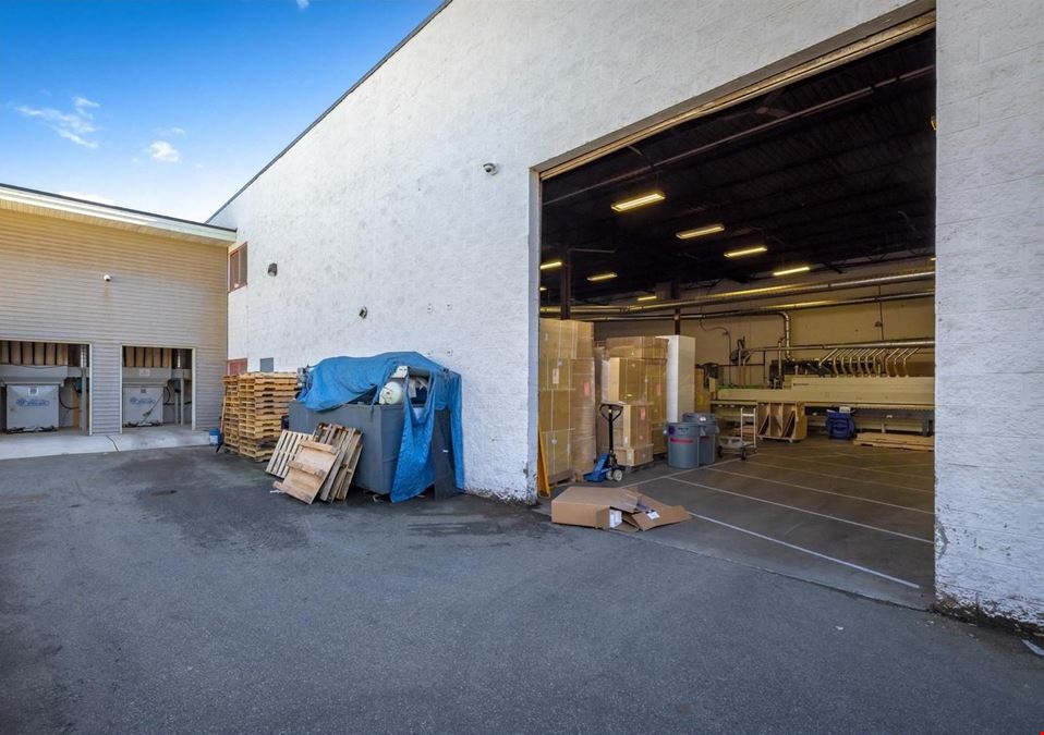 Units 1 & 2 - 7168 Honeyman Street, Delta