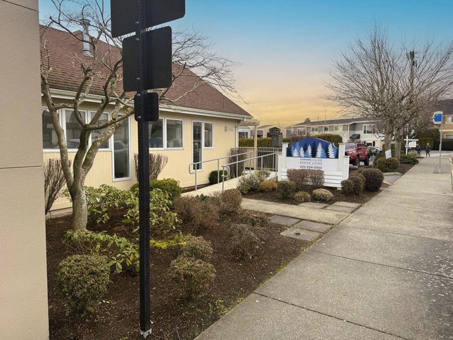 146 3rd Ave S