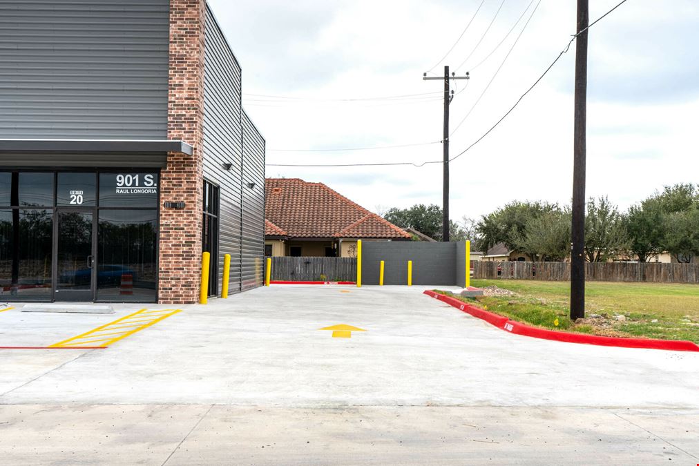 Retail Spaces | 961 SF -  982 SF | EDINBURG TX