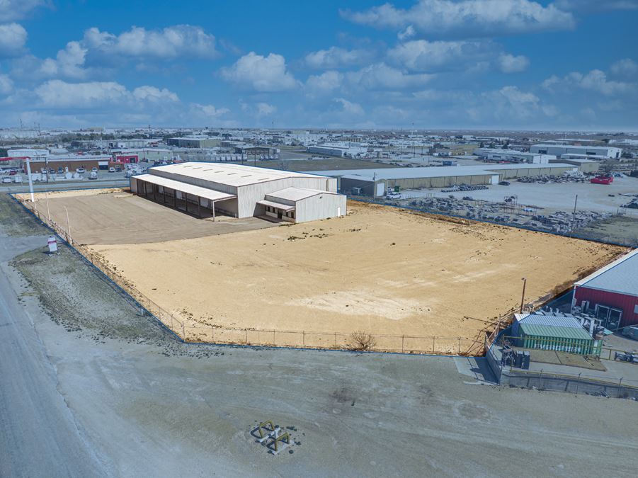 Warehouse & Office/Showroom Space Near Hwy 80