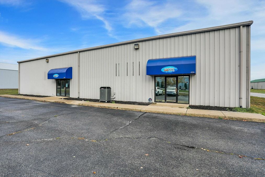 Franklin  Warehouse / Flex Building  For Sale