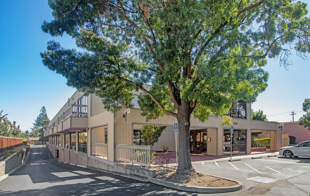 Saratoga Square