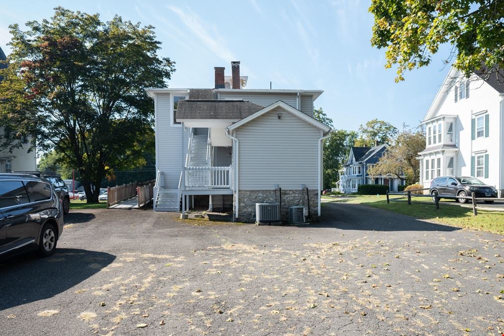 217 Greenwood Ave
