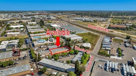 Preview of Industrial space for Rent at 4780 W Jennifer Ave