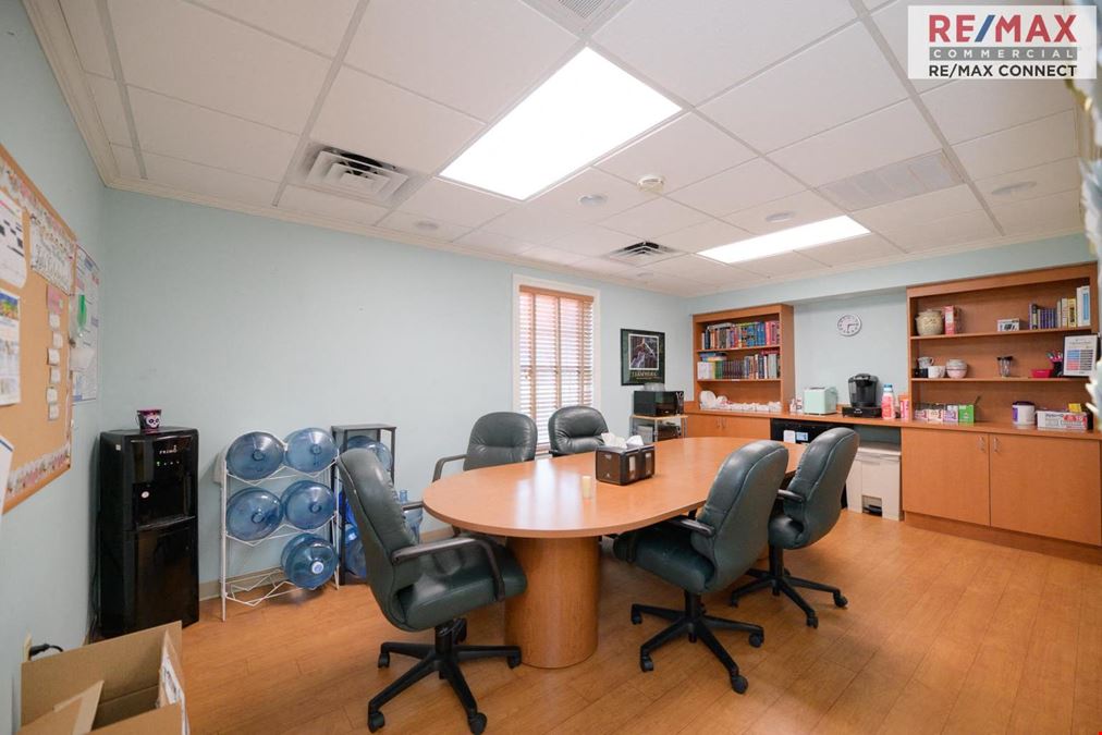 401 Oyster Point