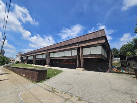 Preview of commercial space at 1835 Centre Avenue