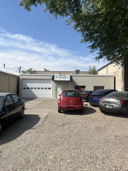 Warehouse with Yard