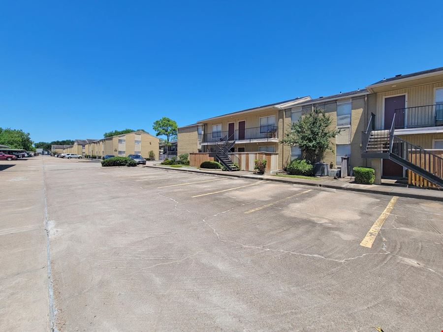 Meyerland Court