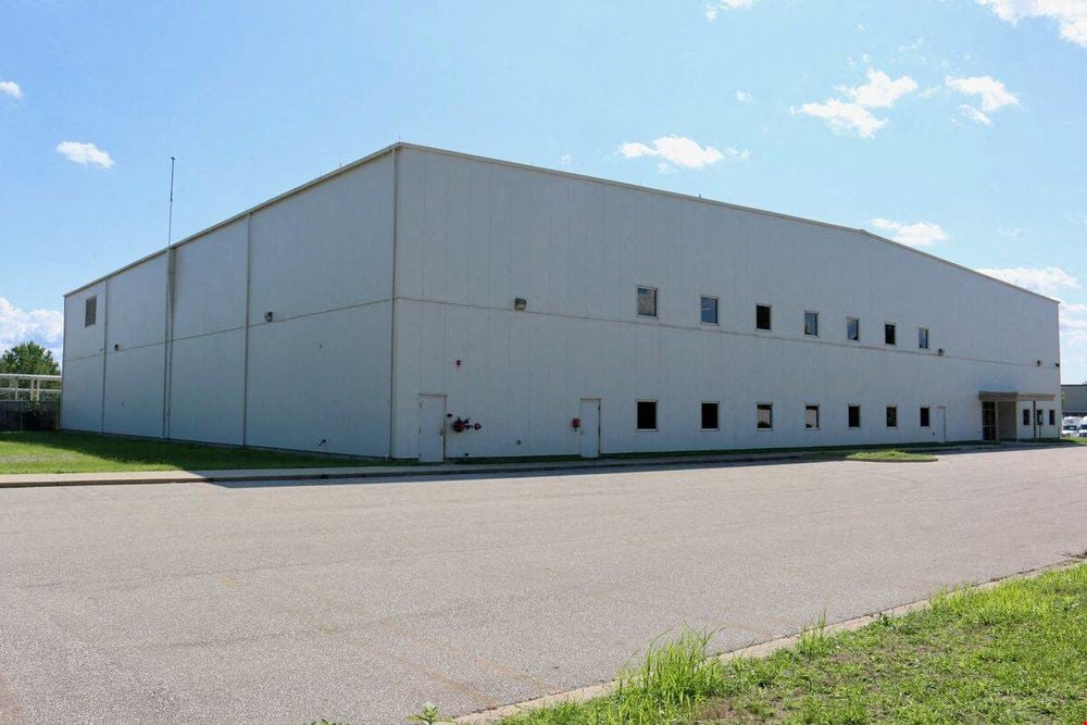 NOW REDUCED! 54,171 SF INDUSTRIAL BUILDING