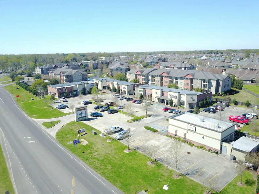 Grand Pointe Village Shopping Center
