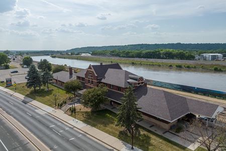 Preview of Office space for Rent at 112 S Riverfront Dr