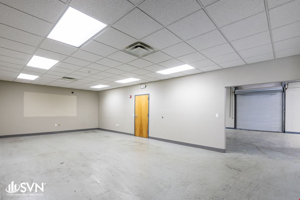 For Lease: Industrial Flex Property