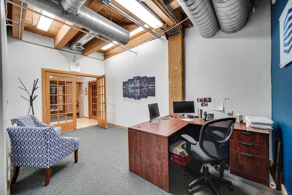 566 W Lake St, Suite 240, Chicago, IL 60661