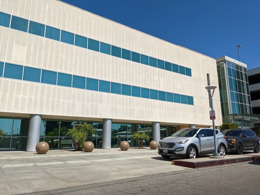 Lakewood Regional Medical Building