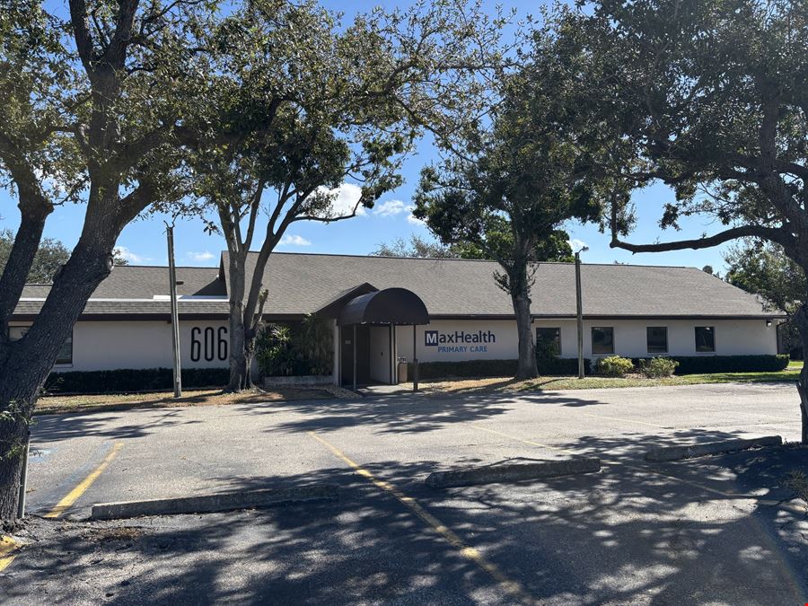 Medical Building on Large 2.24 Acre Parcel