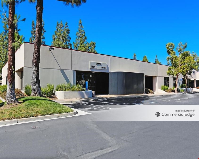 Harbor Gateway Business Center - 1580 & 1590 Corporate Drive