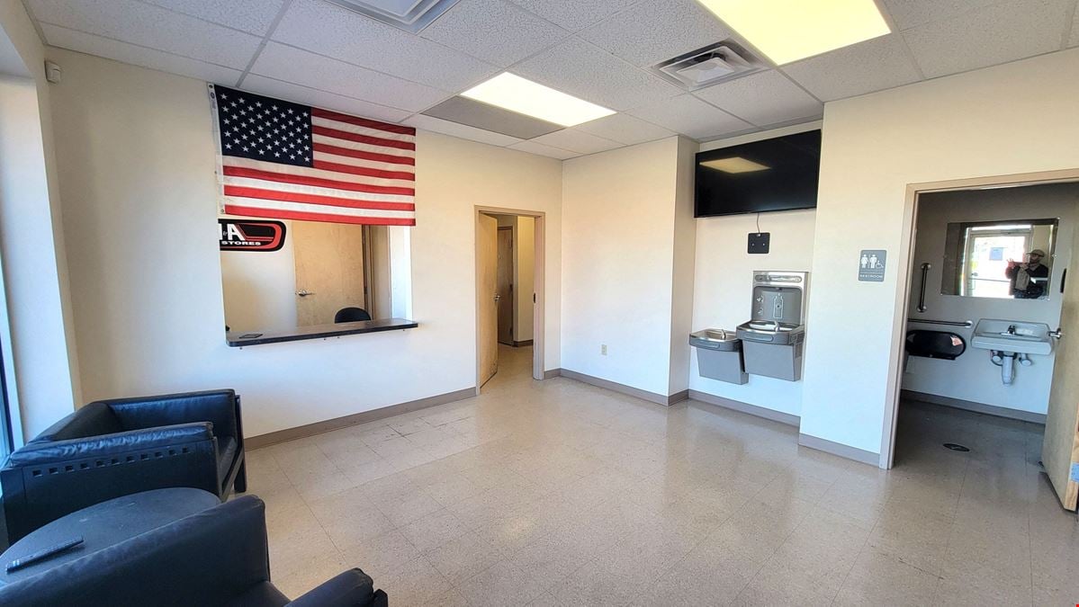 29 Carle Street - Auto Shop